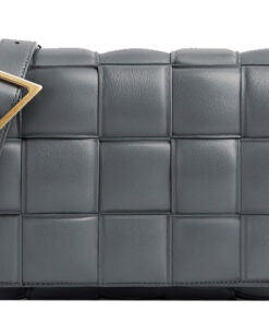 보테가 베네타 패딩 처리된 카세트 양가죽 필로우 백,어깨 크로스백 레귤러 여성 라이트닝 그레이