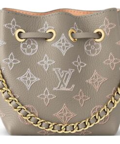 LOUIS VUITTON 인그레이브 펀칭 처리 소가죽 문라이트 여신 버킷 백, <브랜드_1>e 어깨 크로스백 레귤러 여성 그레이 L10.5*W11*H13cm